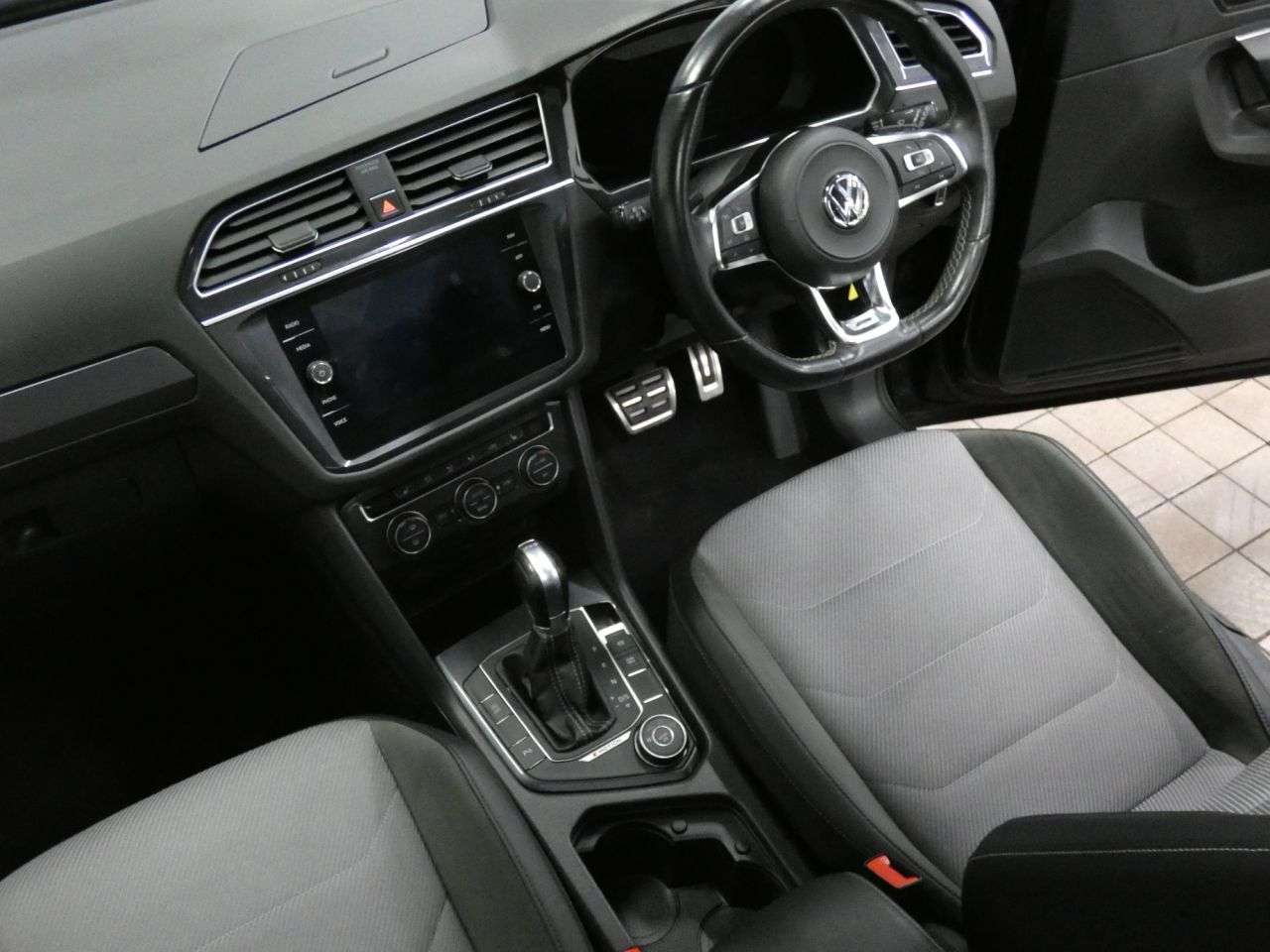 2018 VOLKSWAGEN TIGUAN 2018 VOLKSWAGEN TIGUAN