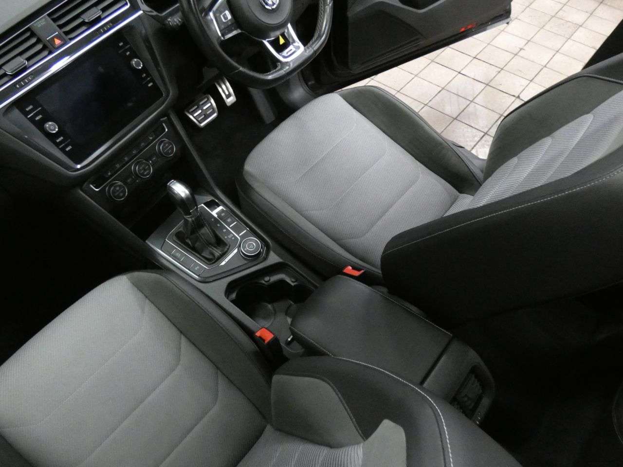 2018 VOLKSWAGEN TIGUAN 2018 VOLKSWAGEN TIGUAN