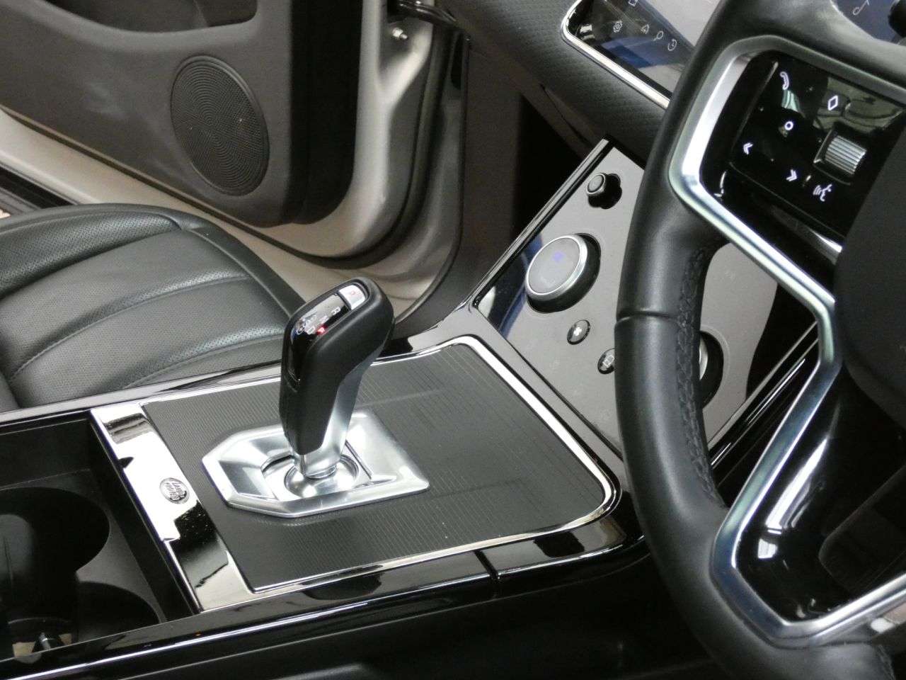 2022 LAND ROVER RANGE ROVER EVOQUE 2022 LAND ROVER RANGE ROVER EVOQUE