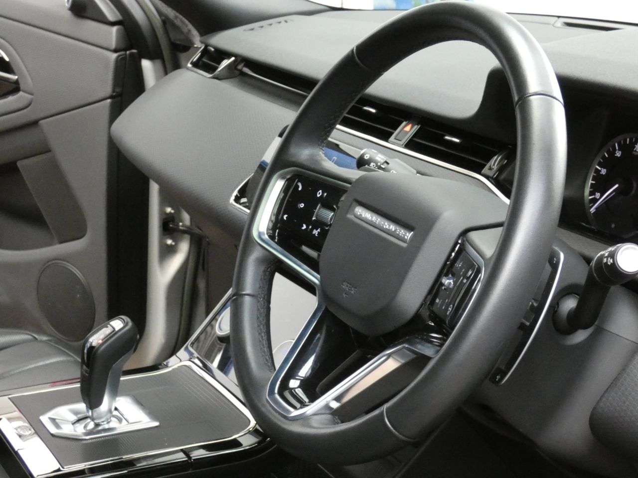 2022 LAND ROVER RANGE ROVER EVOQUE 2022 LAND ROVER RANGE ROVER EVOQUE