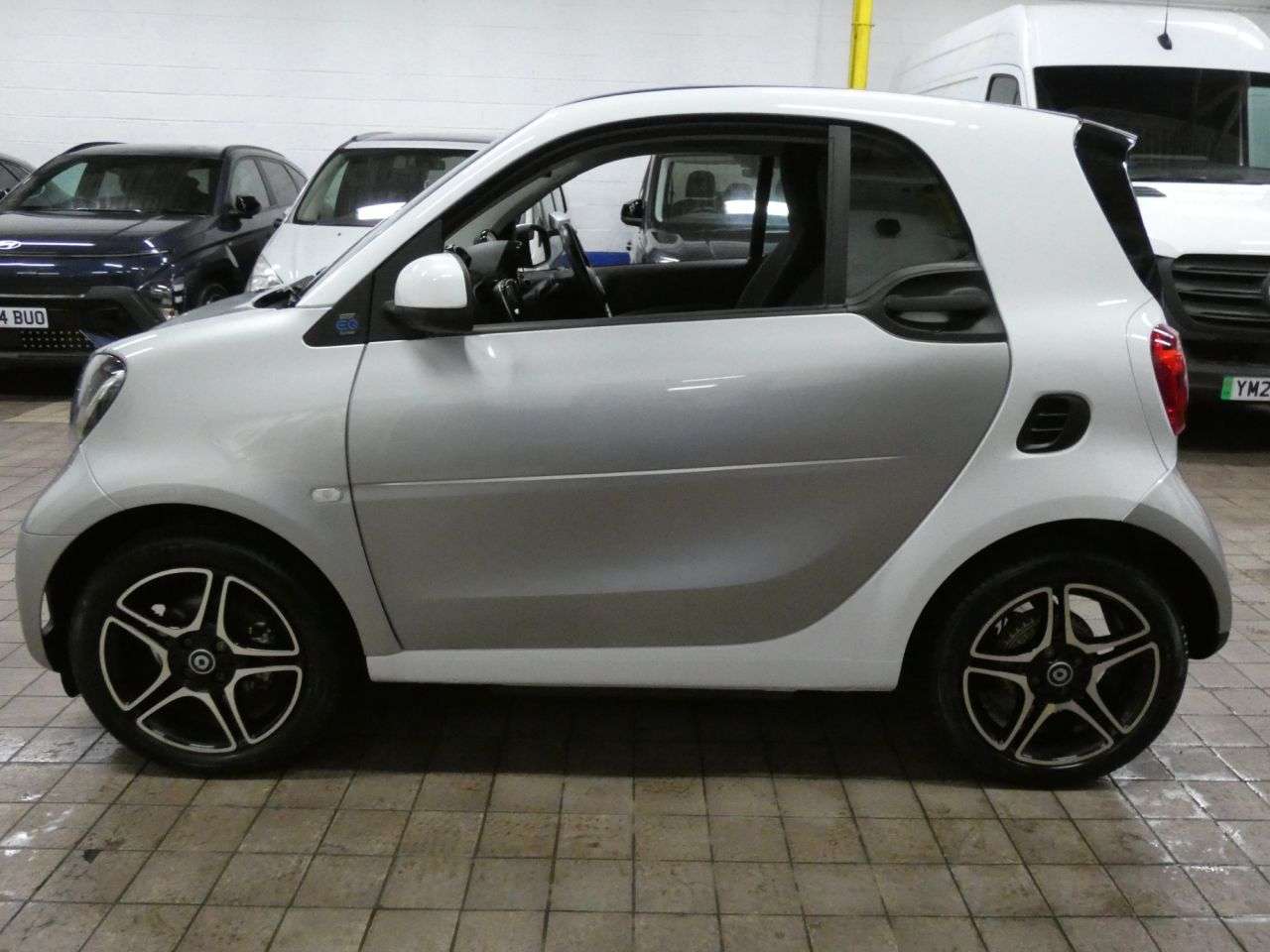 2021 SMART FORTWO 2021 SMART FORTWO