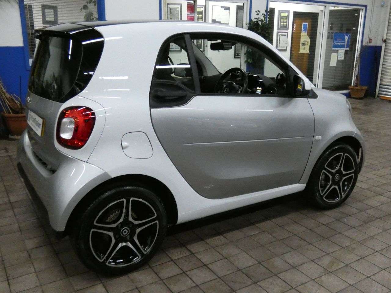 2021 SMART FORTWO 2021 SMART FORTWO