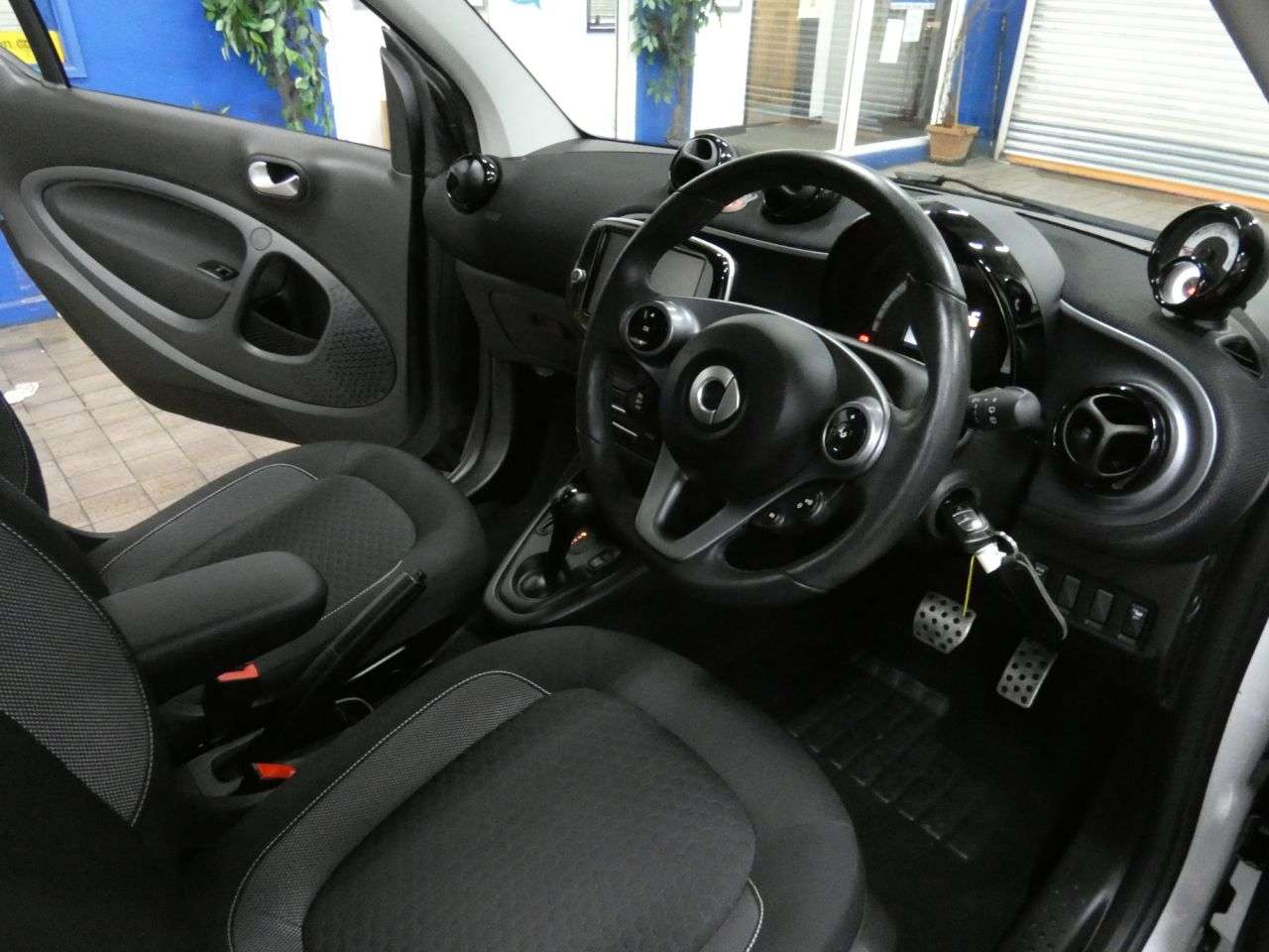 2021 SMART FORTWO 2021 SMART FORTWO