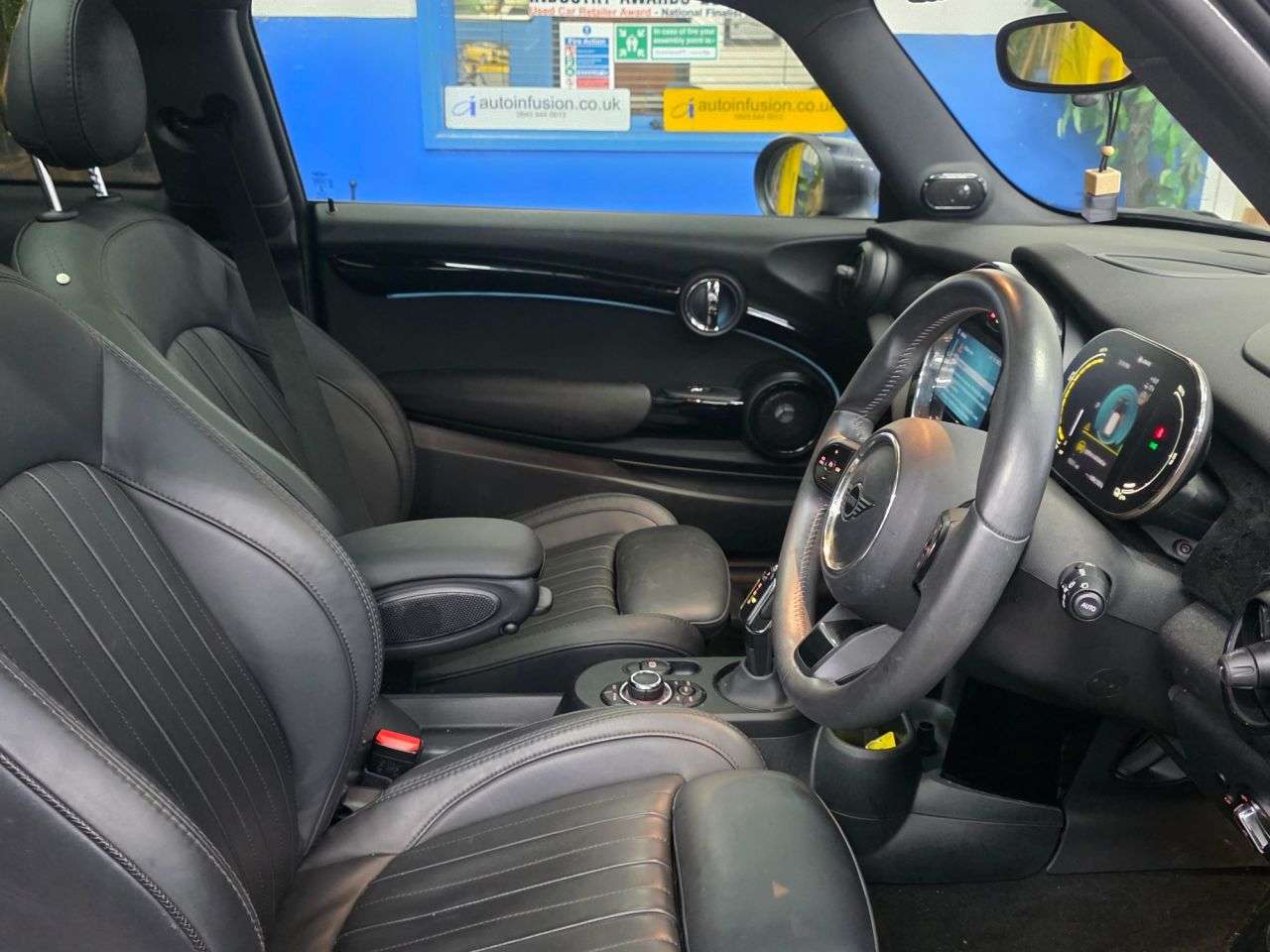 2022 MINI ELECTRIC HATCH 2022 MINI ELECTRIC HATCH