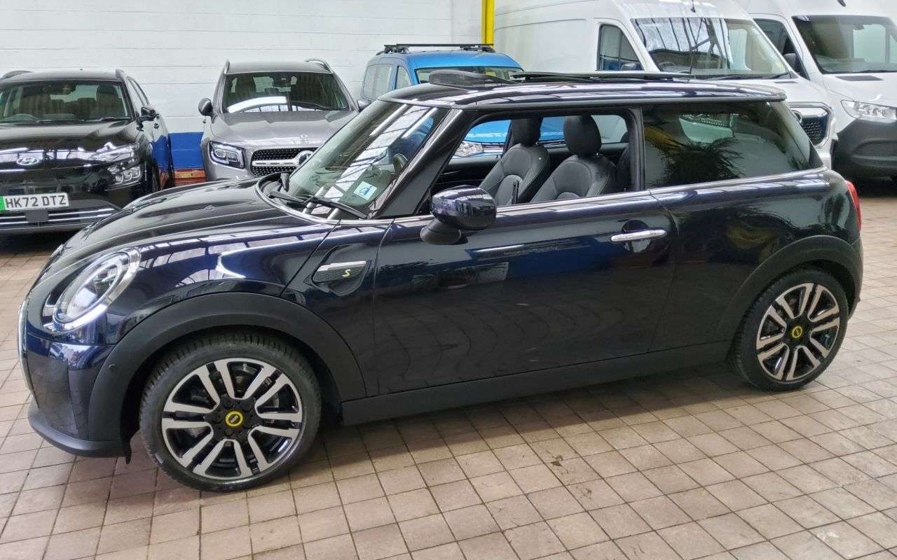 2022 MINI ELECTRIC HATCH 2022 MINI ELECTRIC HATCH