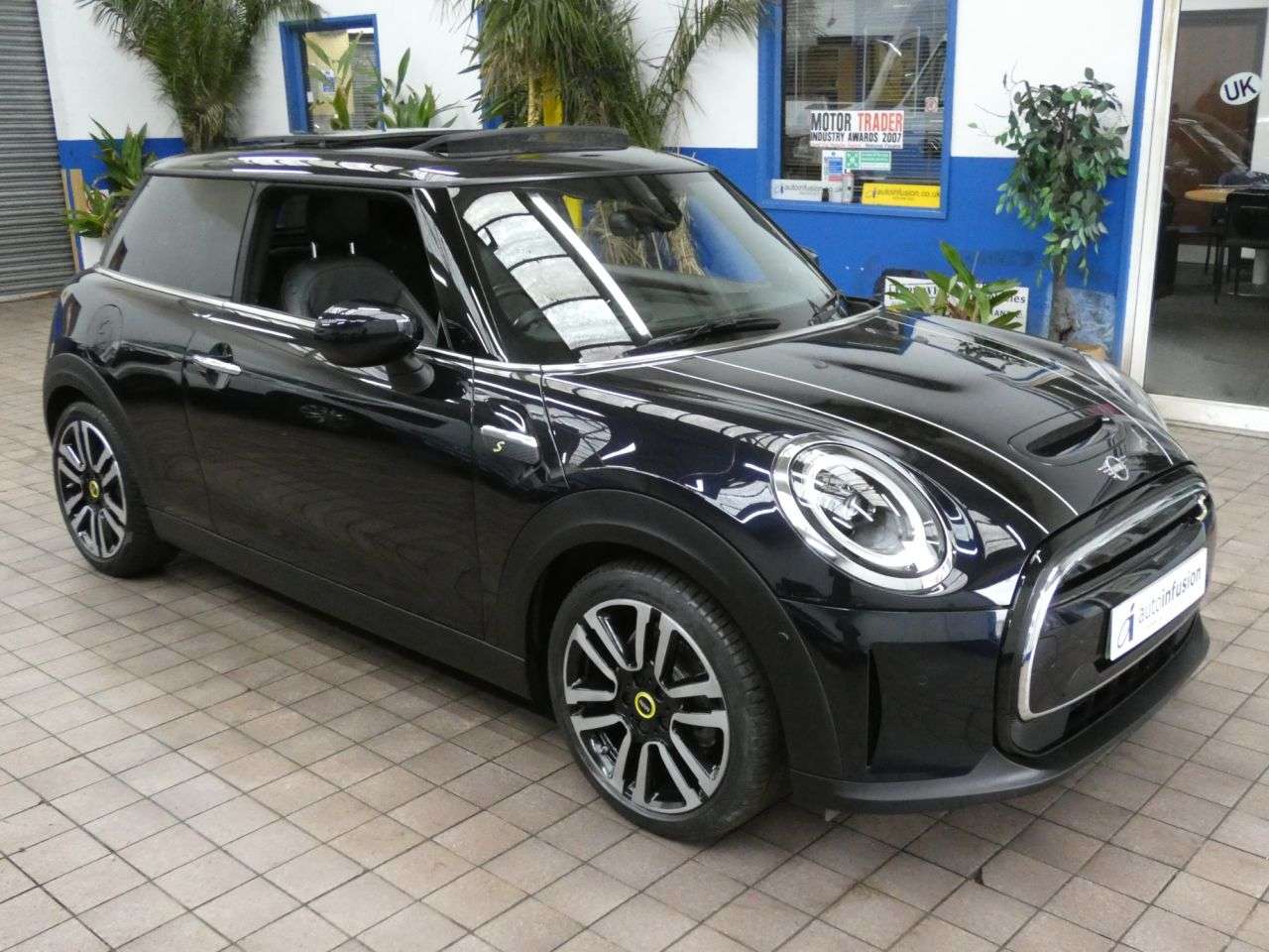 2022 MINI ELECTRIC HATCH 2022 MINI ELECTRIC HATCH