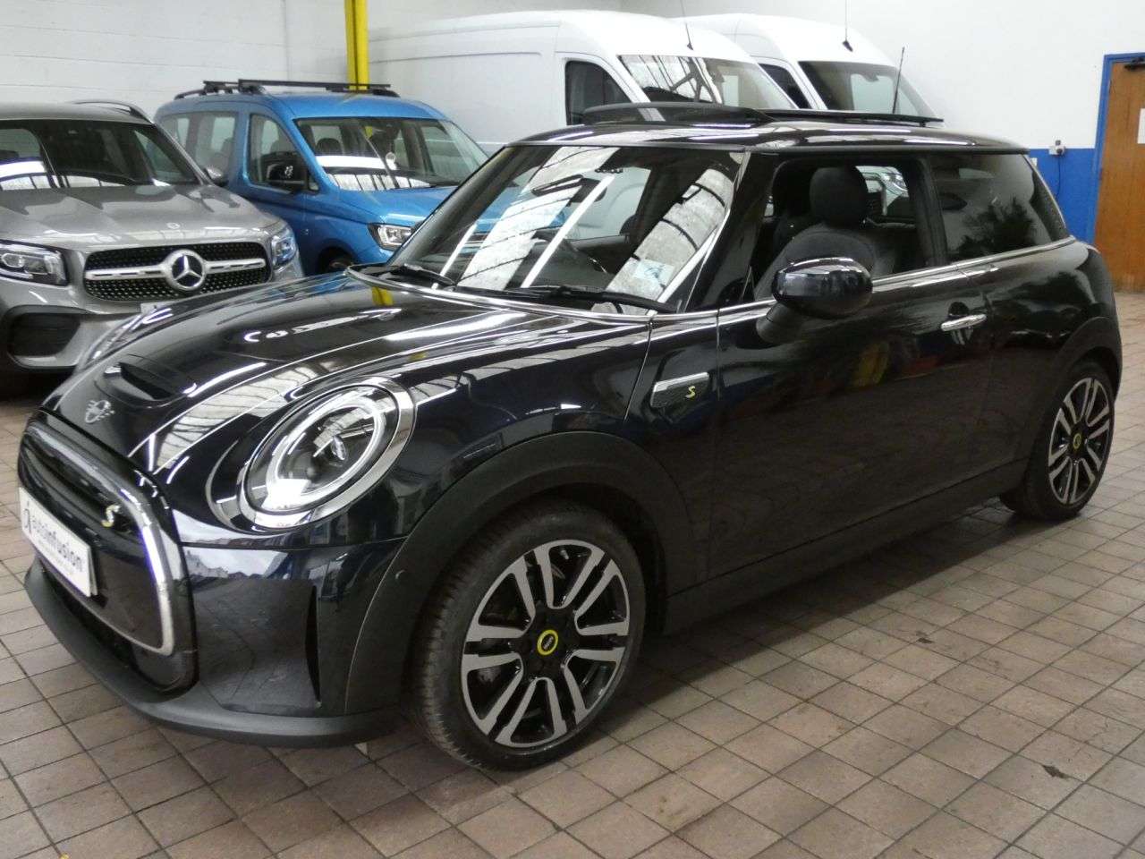 2022 MINI ELECTRIC HATCH 2022 MINI ELECTRIC HATCH