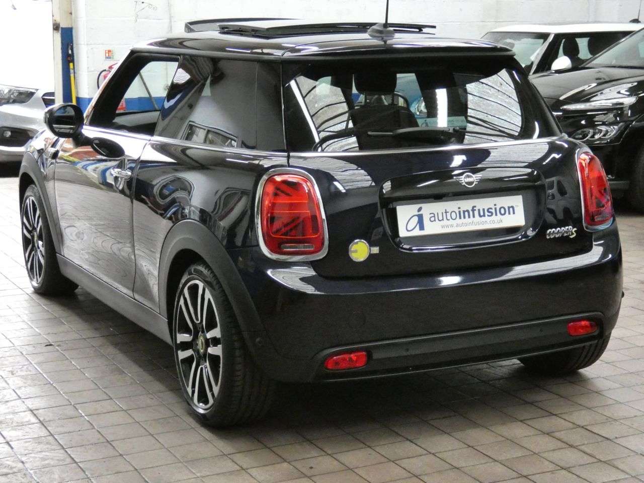 2022 MINI ELECTRIC HATCH 2022 MINI ELECTRIC HATCH