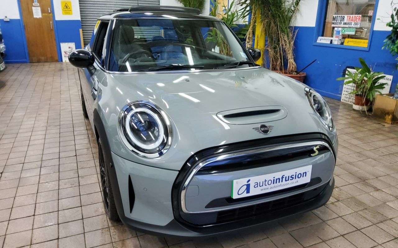 2021 MINI ELECTRIC HATCH 2021 MINI ELECTRIC HATCH