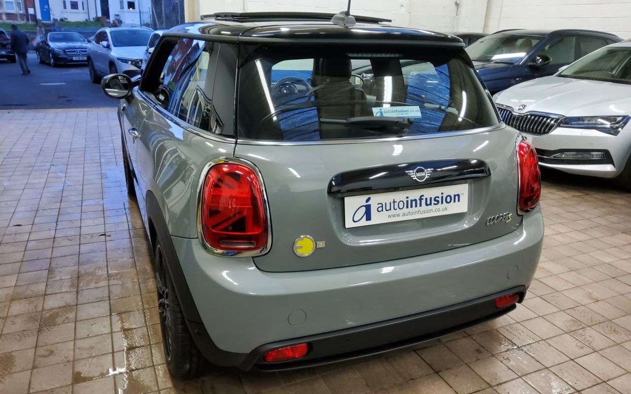 2021 MINI ELECTRIC HATCH 2021 MINI ELECTRIC HATCH