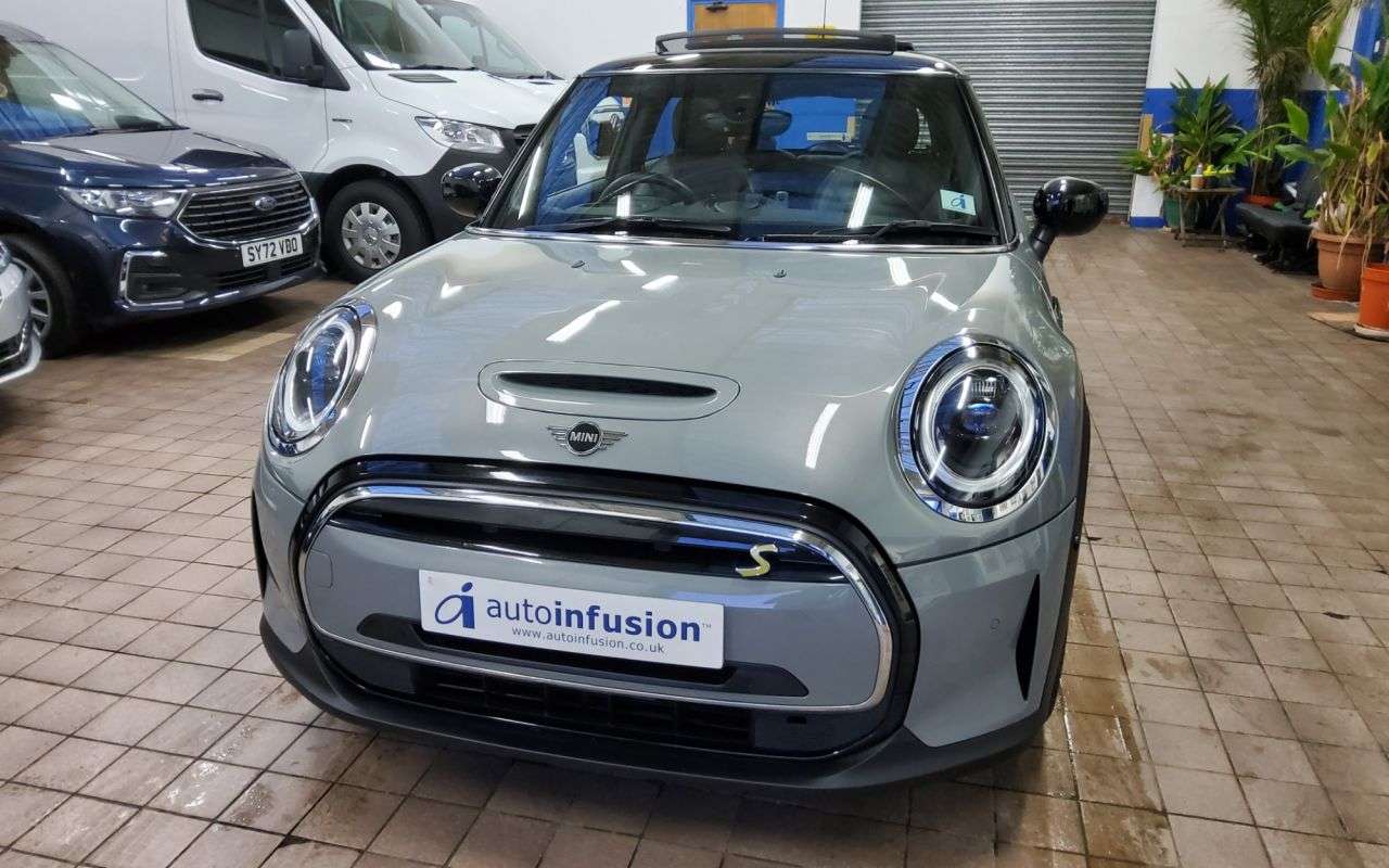2021 MINI ELECTRIC HATCH 2021 MINI ELECTRIC HATCH