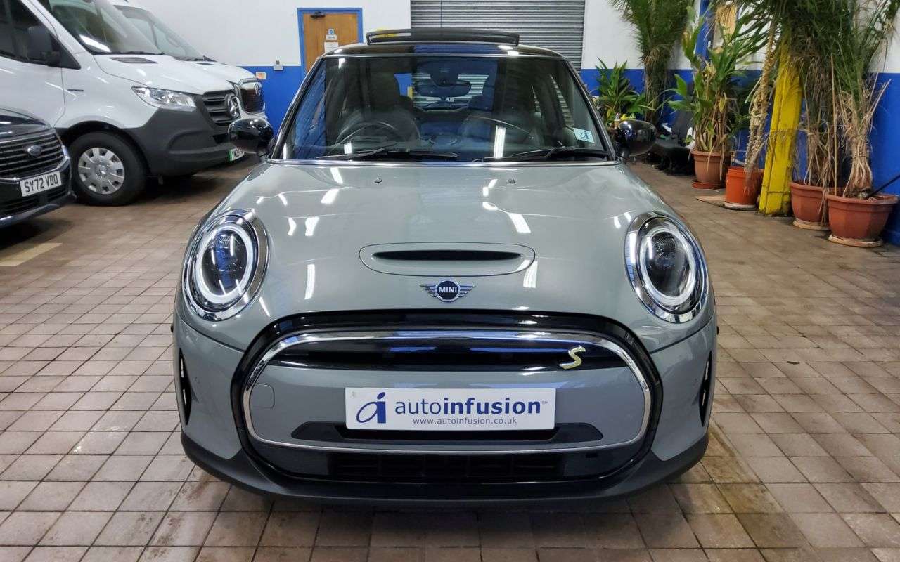 2021 MINI ELECTRIC HATCH 2021 MINI ELECTRIC HATCH