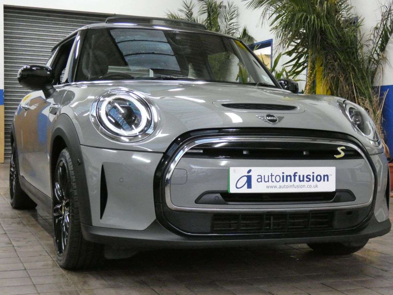 2021 MINI ELECTRIC HATCH 2021 MINI ELECTRIC HATCH