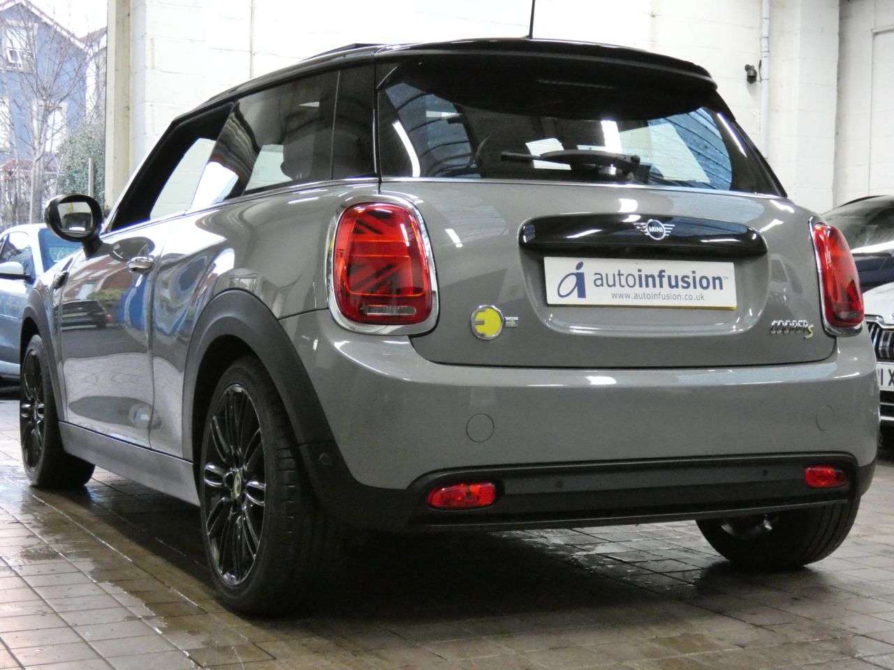 2021 MINI ELECTRIC HATCH 2021 MINI ELECTRIC HATCH