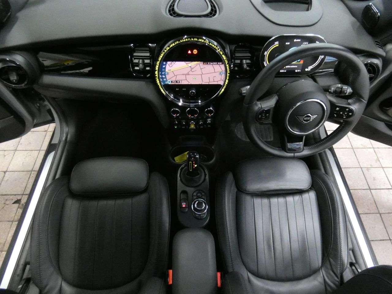 2021 MINI ELECTRIC HATCH 2021 MINI ELECTRIC HATCH