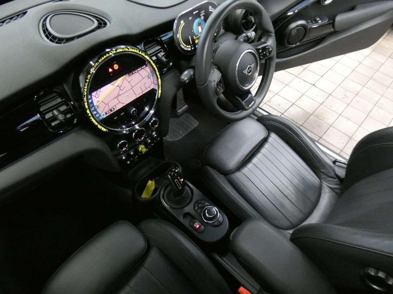 2021 MINI ELECTRIC HATCH 2021 MINI ELECTRIC HATCH