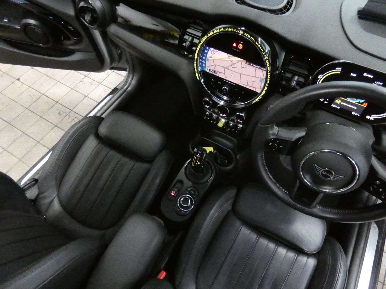 2021 MINI ELECTRIC HATCH 2021 MINI ELECTRIC HATCH