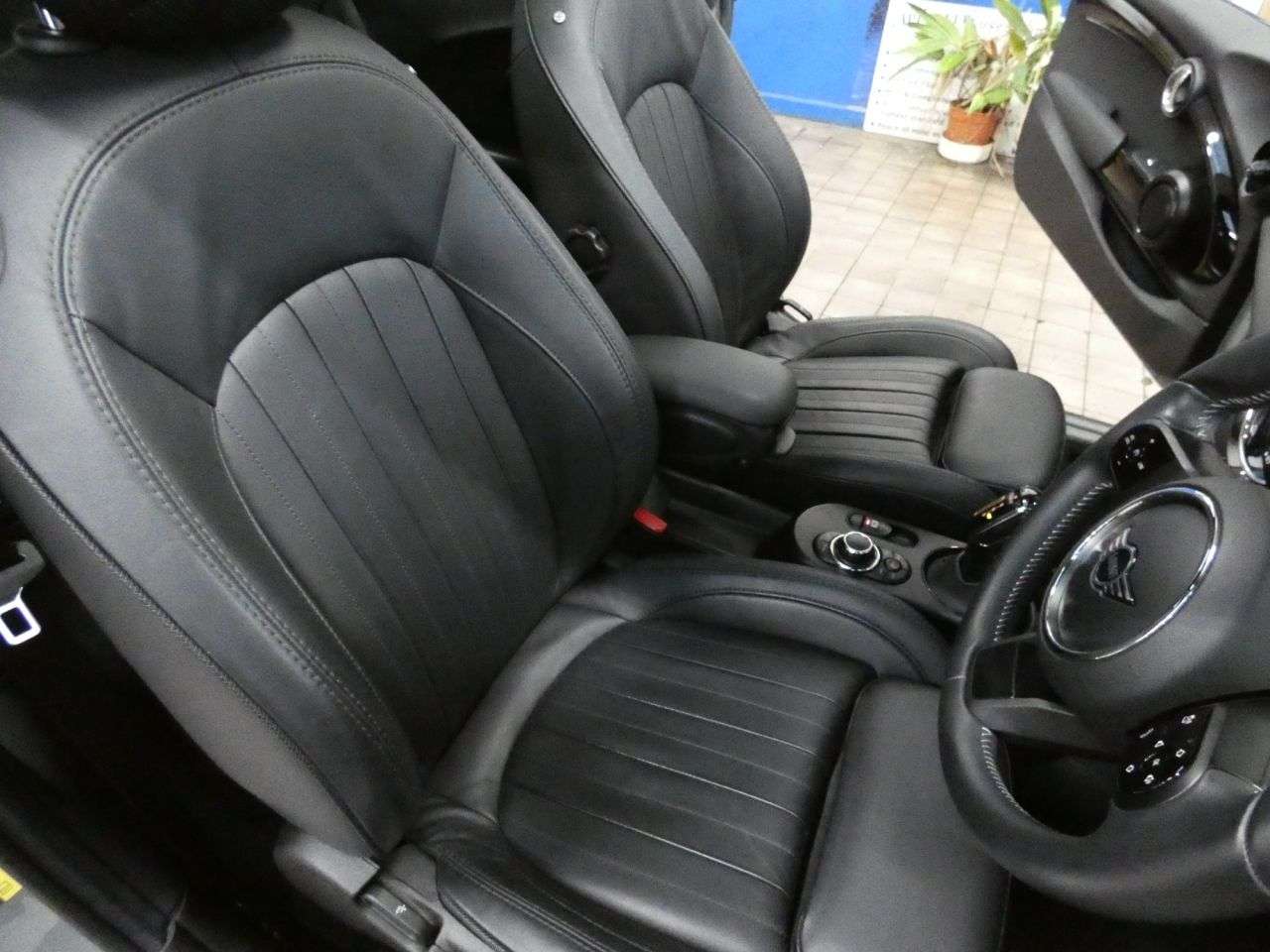 2021 MINI ELECTRIC HATCH 2021 MINI ELECTRIC HATCH