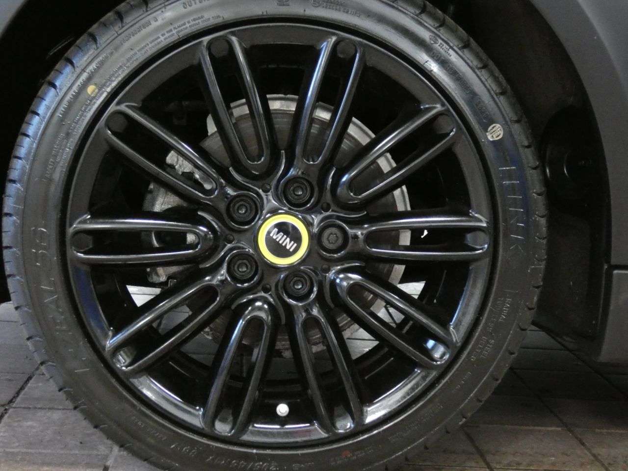 2021 MINI ELECTRIC HATCH 2021 MINI ELECTRIC HATCH