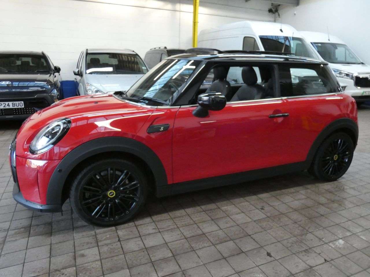 2022 MINI ELECTRIC HATCH 2022 MINI ELECTRIC HATCH
