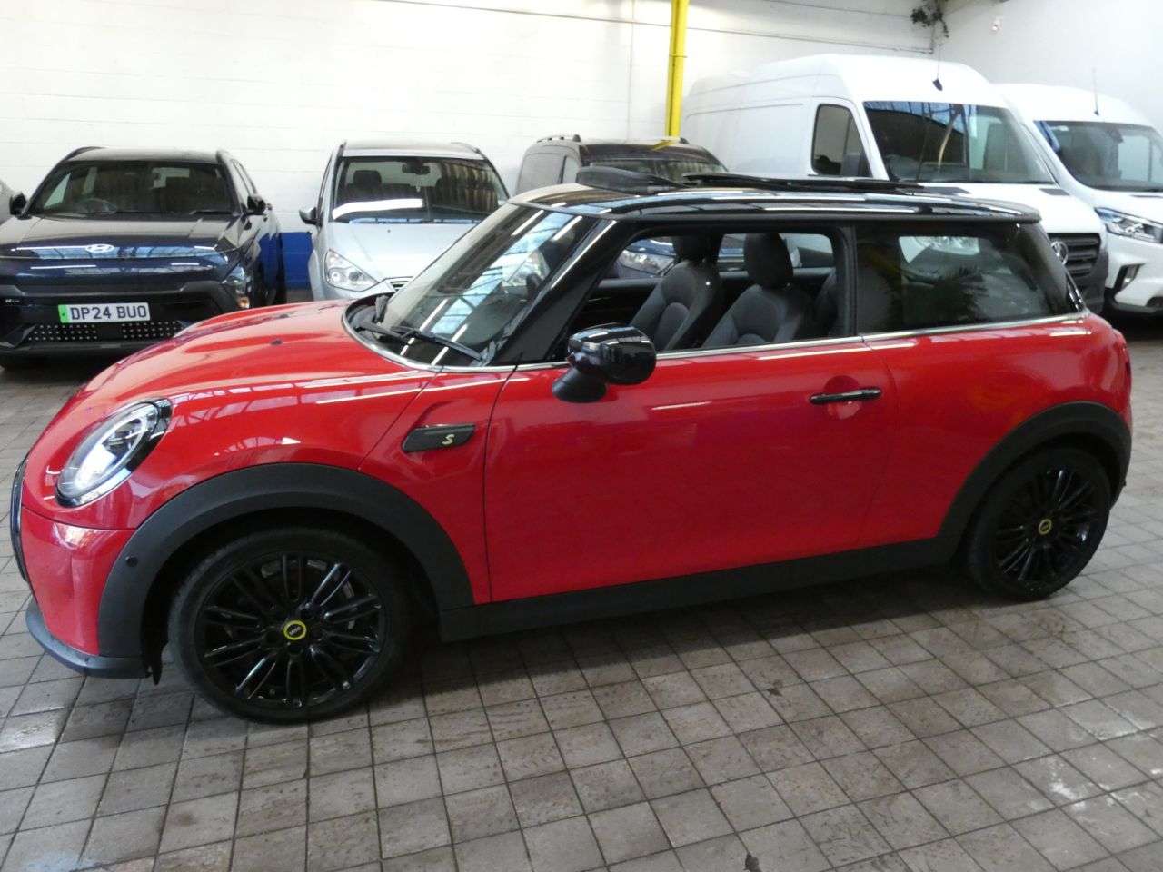 2022 MINI ELECTRIC HATCH 2022 MINI ELECTRIC HATCH
