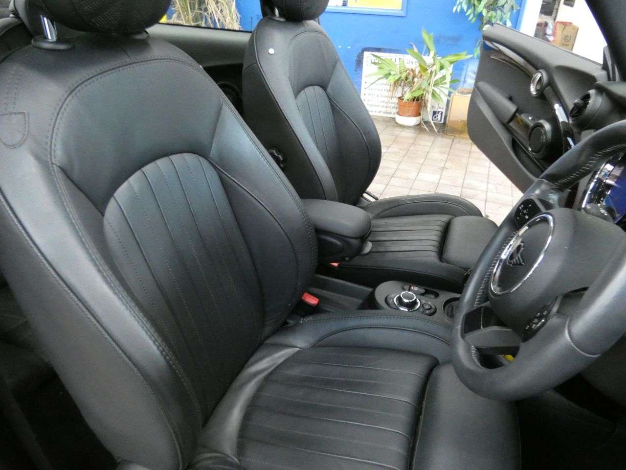 2022 MINI ELECTRIC HATCH 2022 MINI ELECTRIC HATCH