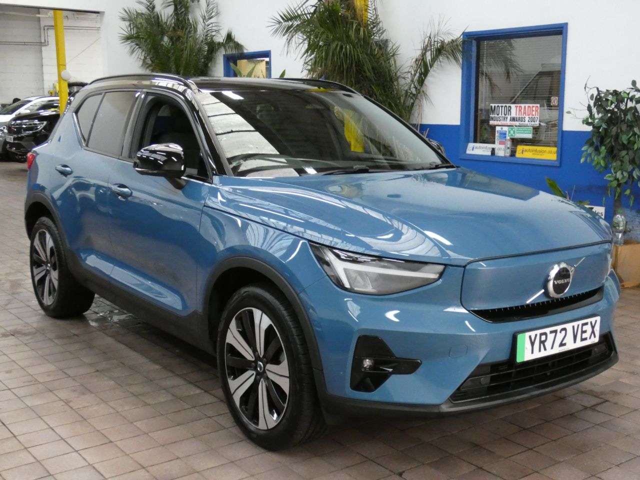 2022 VOLVO XC40 2022 VOLVO XC40