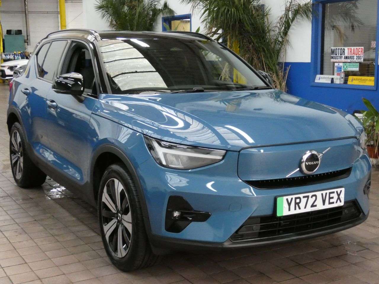 2022 VOLVO XC40 2022 VOLVO XC40