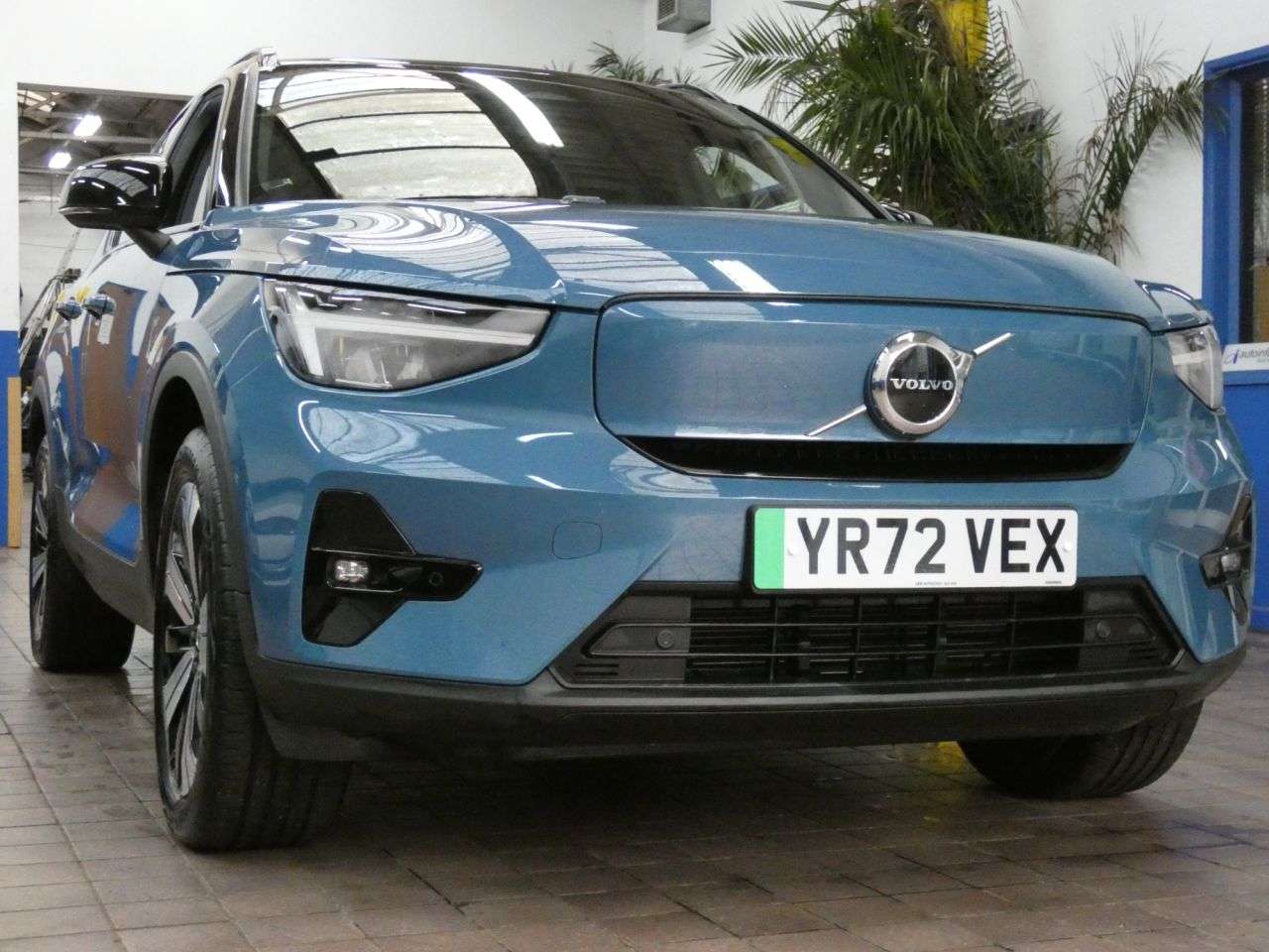 2022 VOLVO XC40 2022 VOLVO XC40