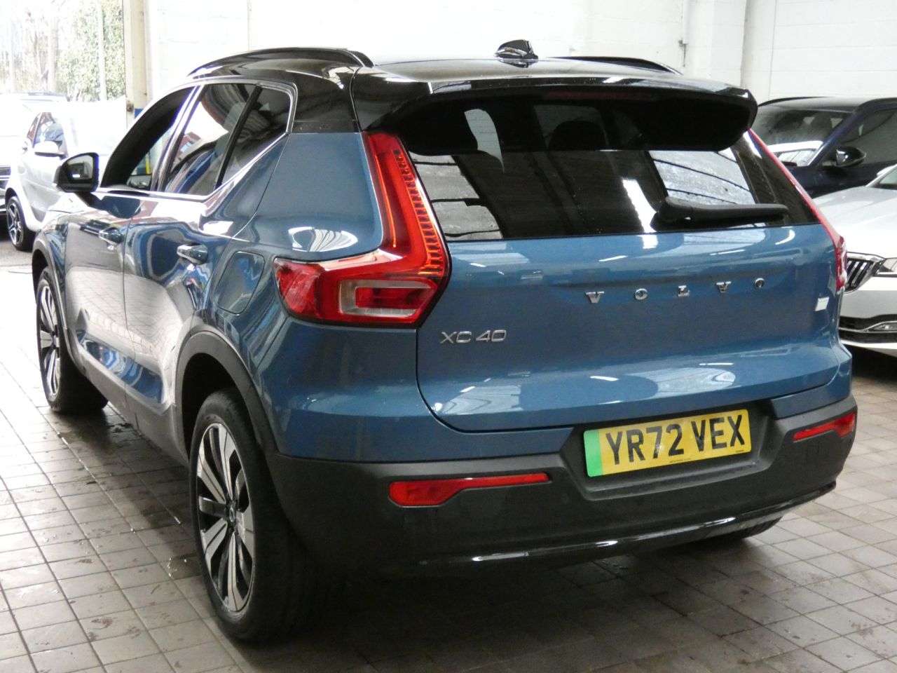 2022 VOLVO XC40 2022 VOLVO XC40
