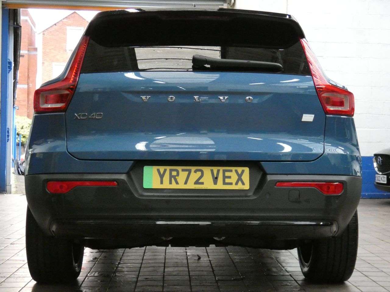 2022 VOLVO XC40 2022 VOLVO XC40