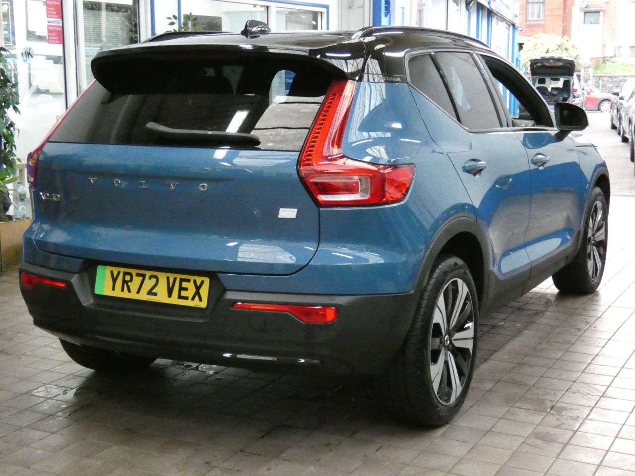 2022 VOLVO XC40 2022 VOLVO XC40