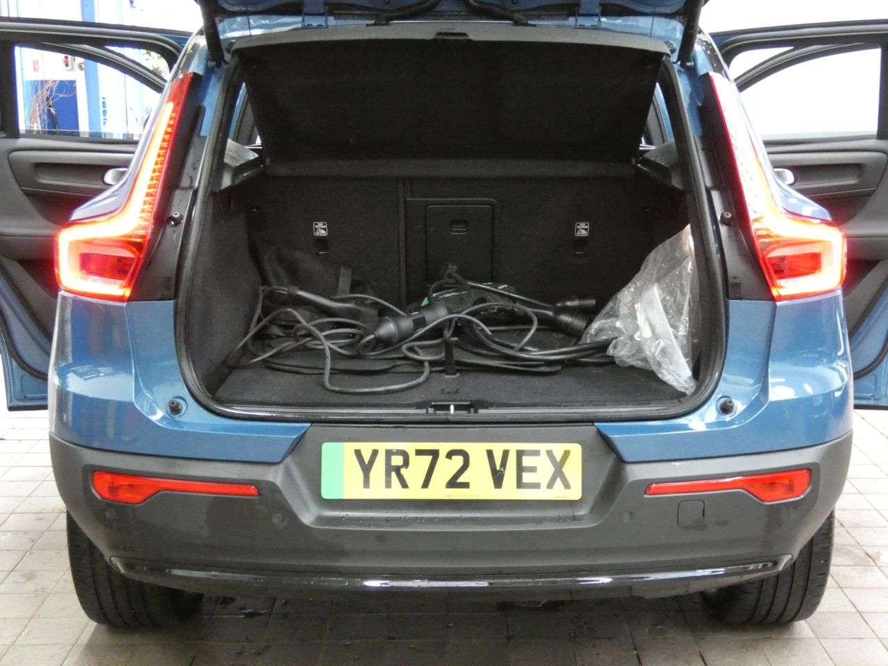 2022 VOLVO XC40 2022 VOLVO XC40