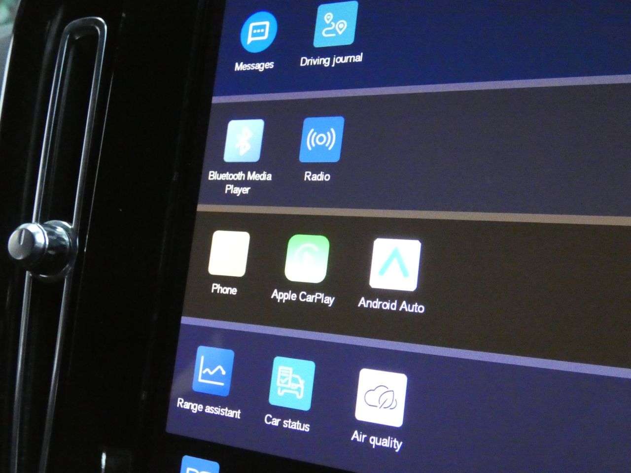 2022 VOLVO XC40 2022 VOLVO XC40