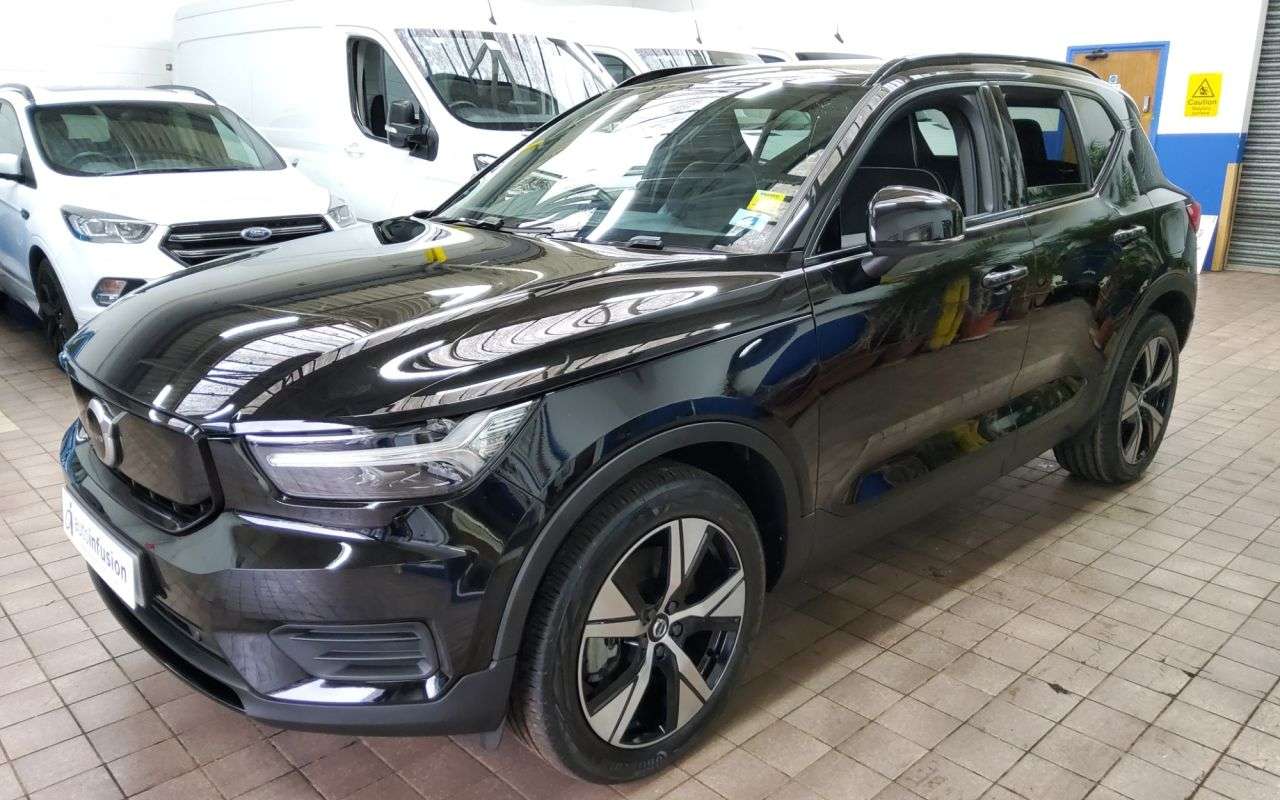 2021 VOLVO XC40 2021 VOLVO XC40