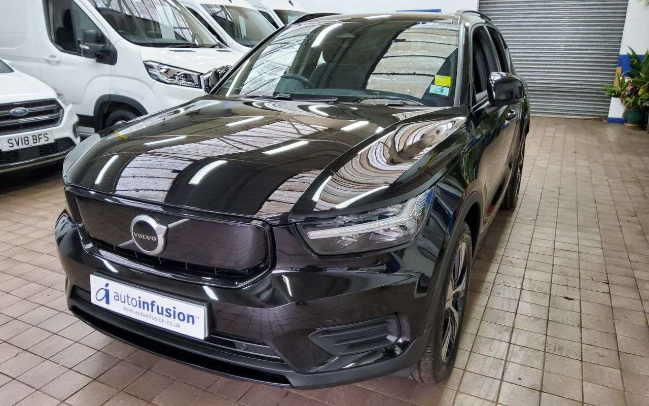 2021 VOLVO XC40 2021 VOLVO XC40