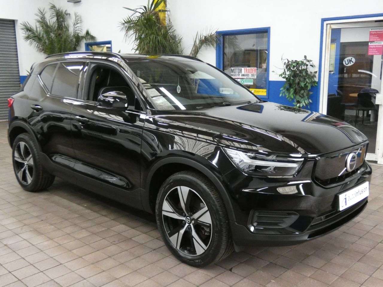 2021 VOLVO XC40 2021 VOLVO XC40