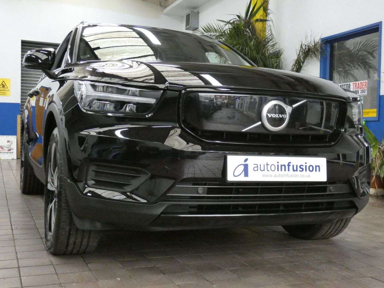2021 VOLVO XC40 2021 VOLVO XC40