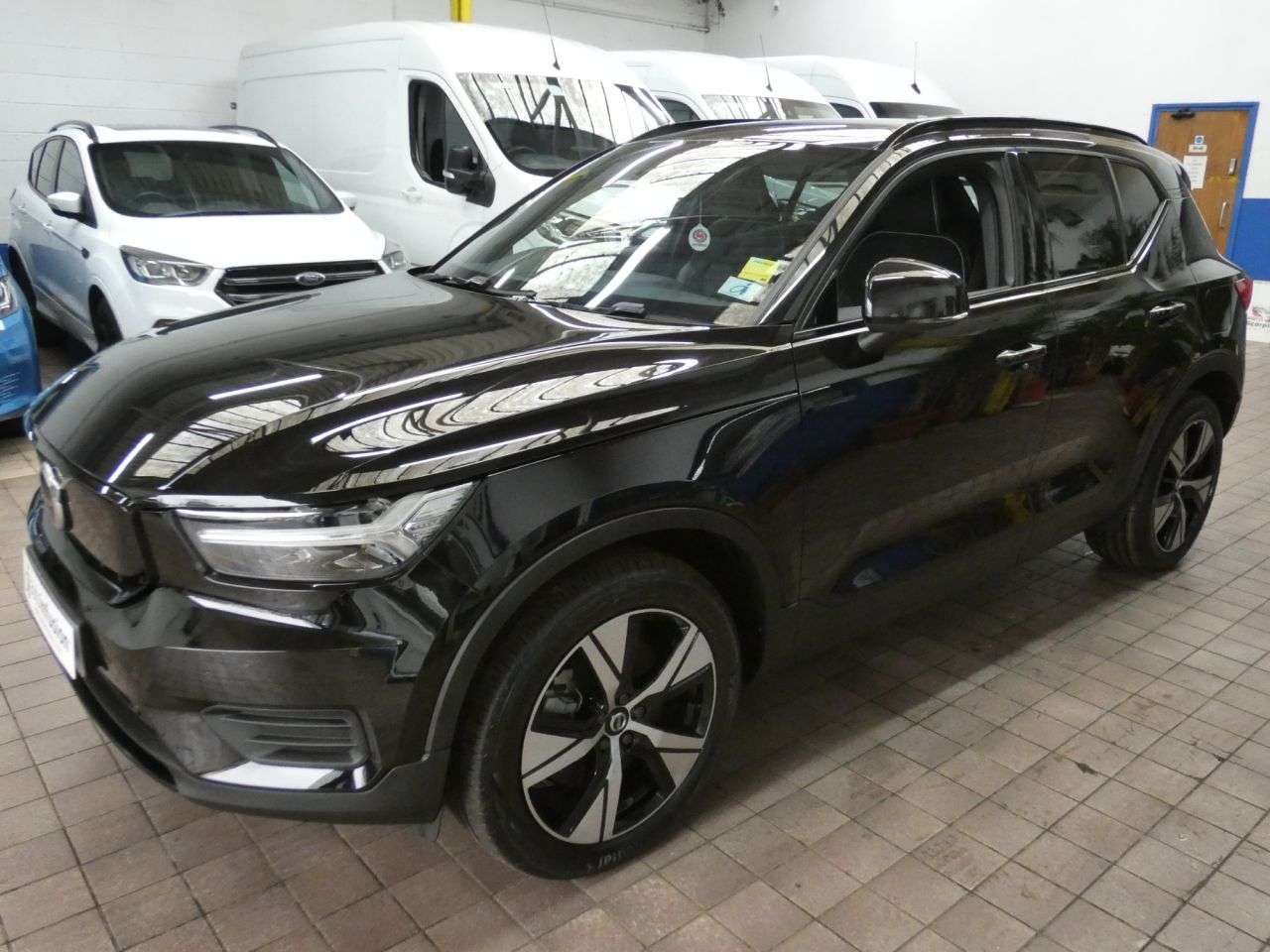 2021 VOLVO XC40 2021 VOLVO XC40