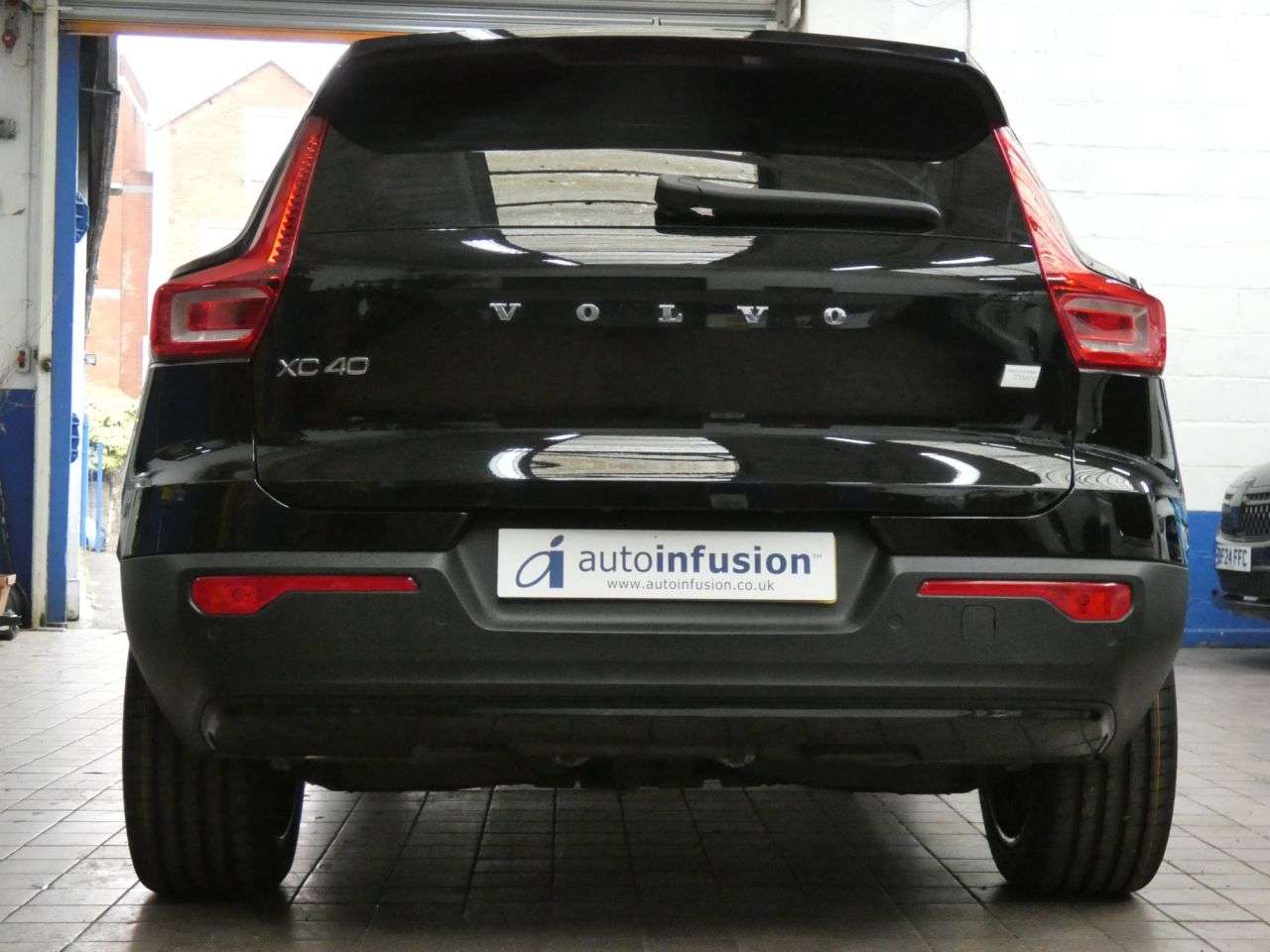 2021 VOLVO XC40 2021 VOLVO XC40