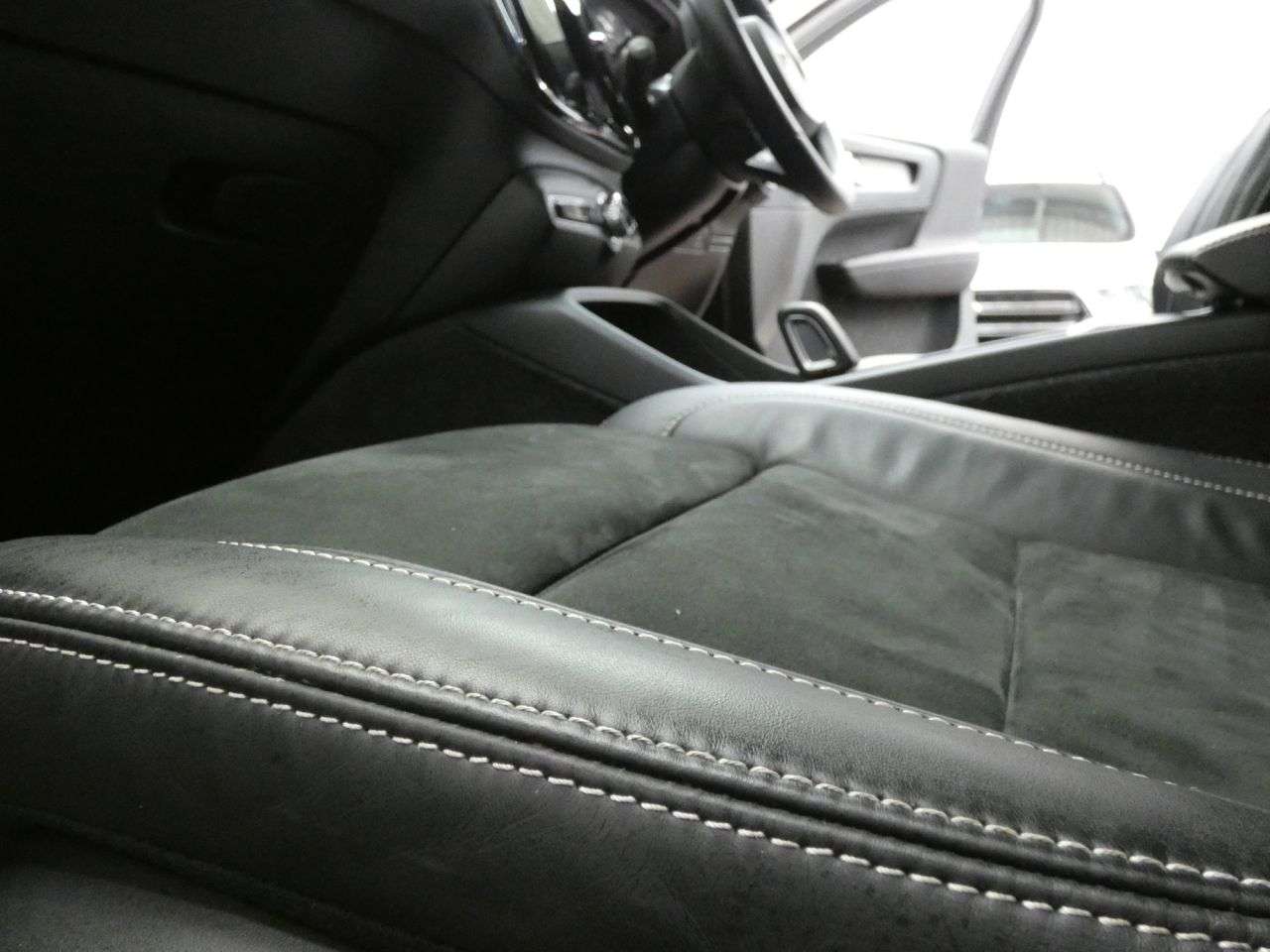 2021 VOLVO XC40 2021 VOLVO XC40