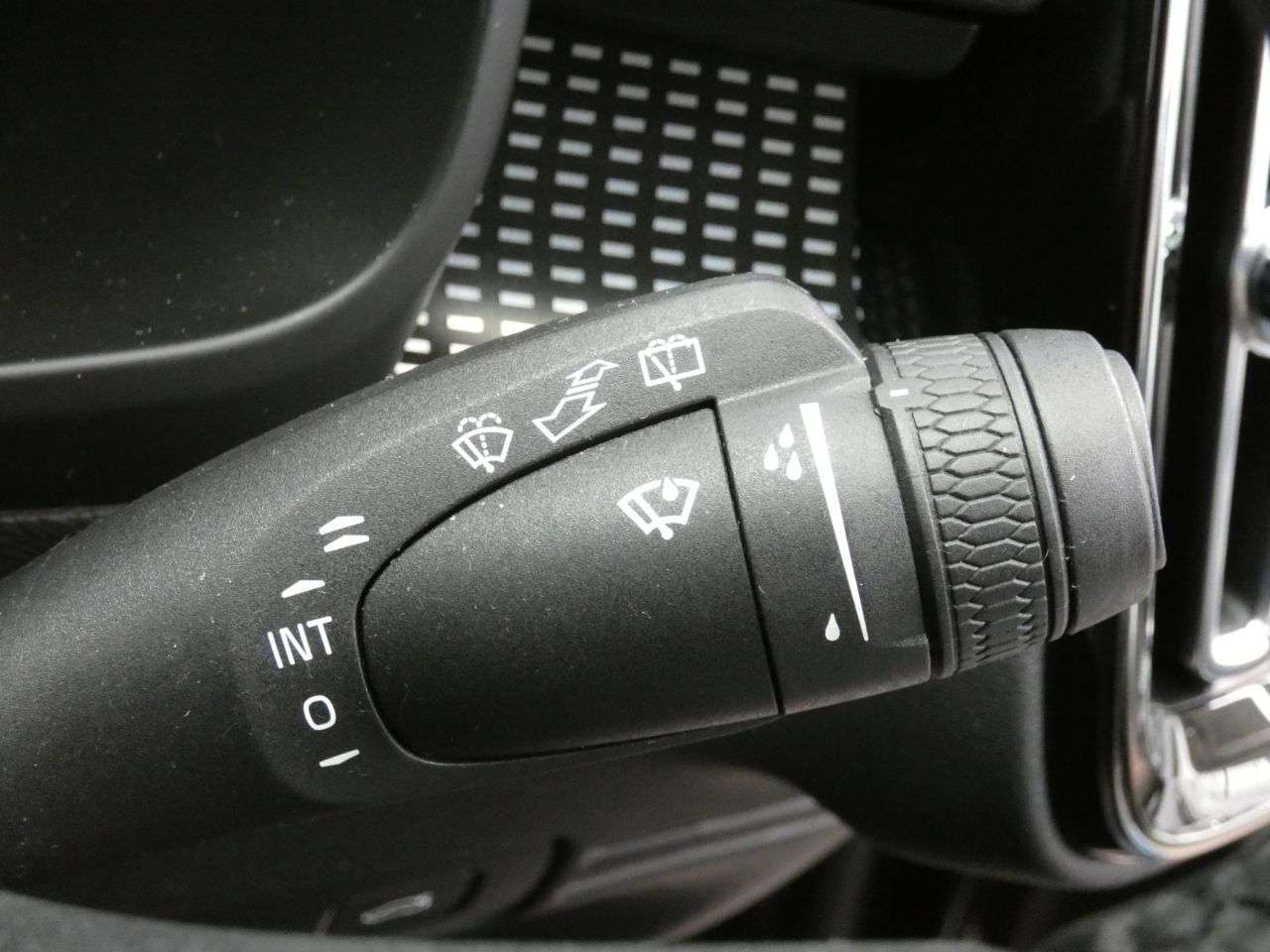 2021 VOLVO XC40 2021 VOLVO XC40