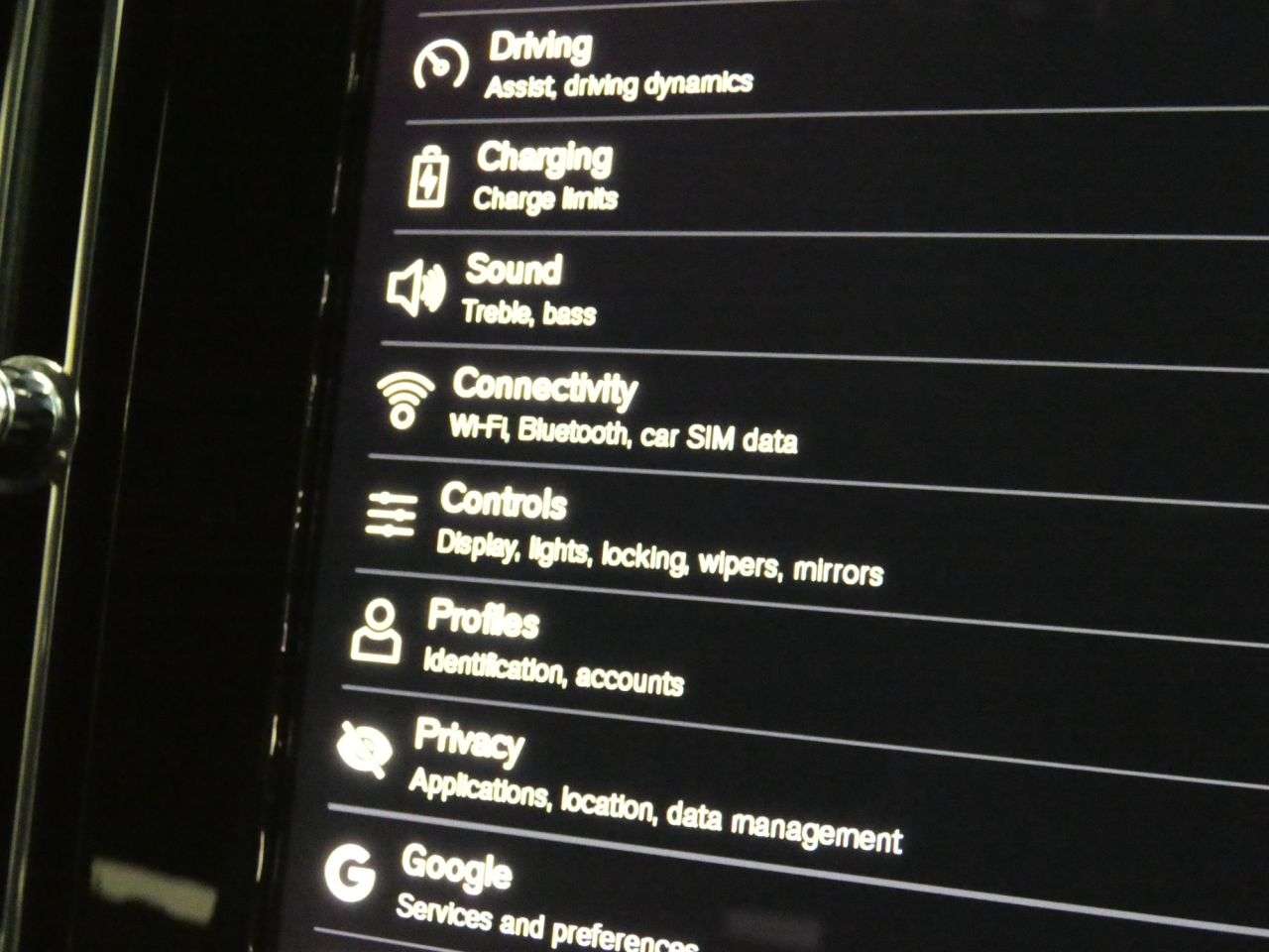 2021 VOLVO XC40 2021 VOLVO XC40