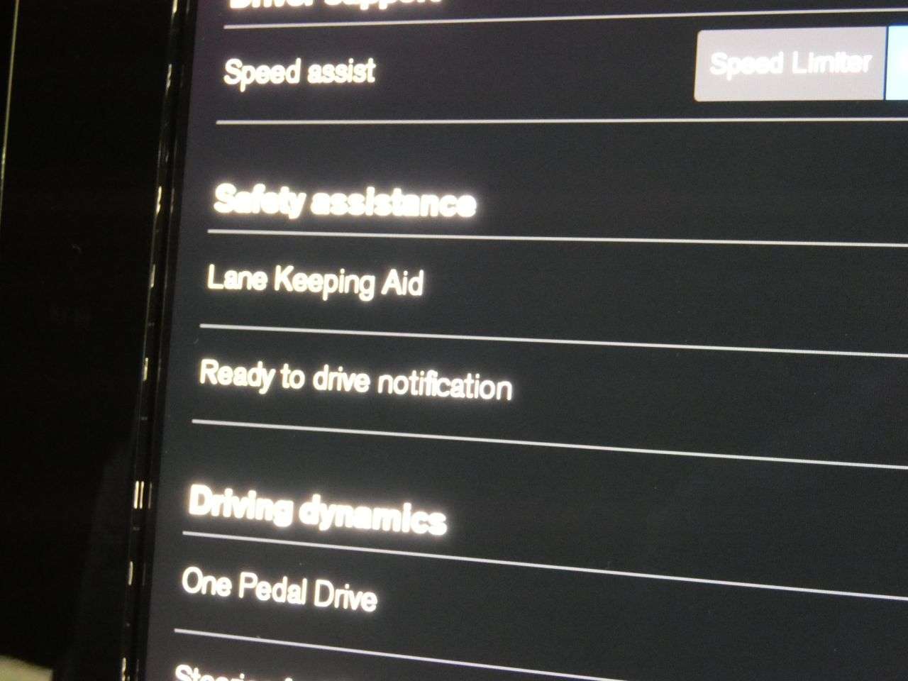 2021 VOLVO XC40 2021 VOLVO XC40