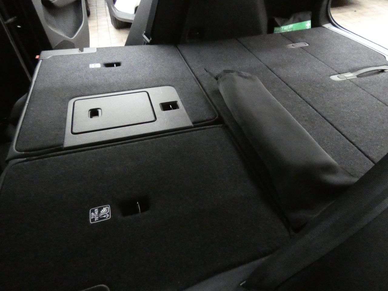 2021 VOLVO XC40 2021 VOLVO XC40