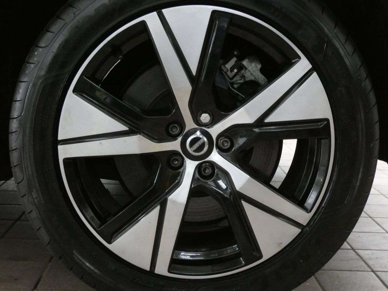 2021 VOLVO XC40 2021 VOLVO XC40