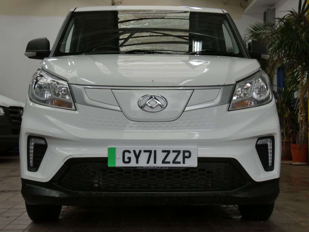 A 2022 MAXUS EDELIVER 3 35kWh Panel Van 5dr Electric Auto FWD L1 (122 ps) MAXUS WARRANTY TILL JAN 2 A 2022 MAXUS EDELIVER 3 35kWh Panel Van 5dr Electric Auto FWD L1 (122 ps) MAXUS WARRANTY TILL JAN 2