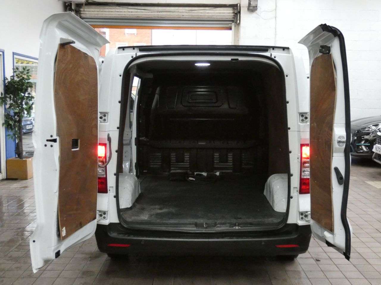 2022 MAXUS EDELIVER 3 2022 MAXUS EDELIVER 3