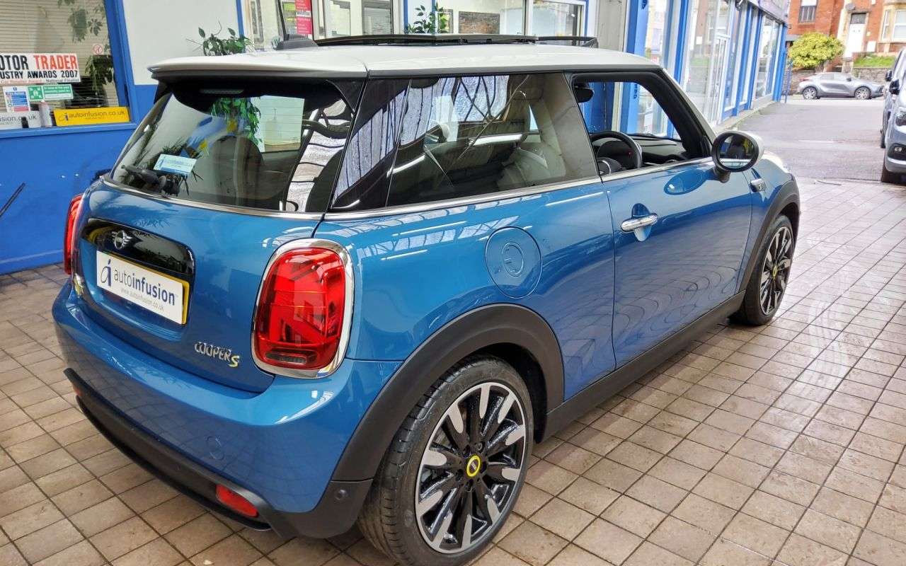2023 MINI ELECTRIC HATCH 2023 MINI ELECTRIC HATCH