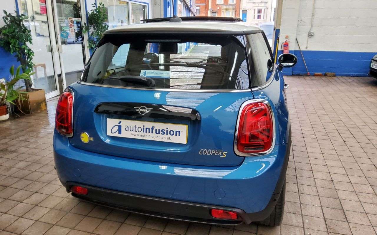 2023 MINI ELECTRIC HATCH 2023 MINI ELECTRIC HATCH